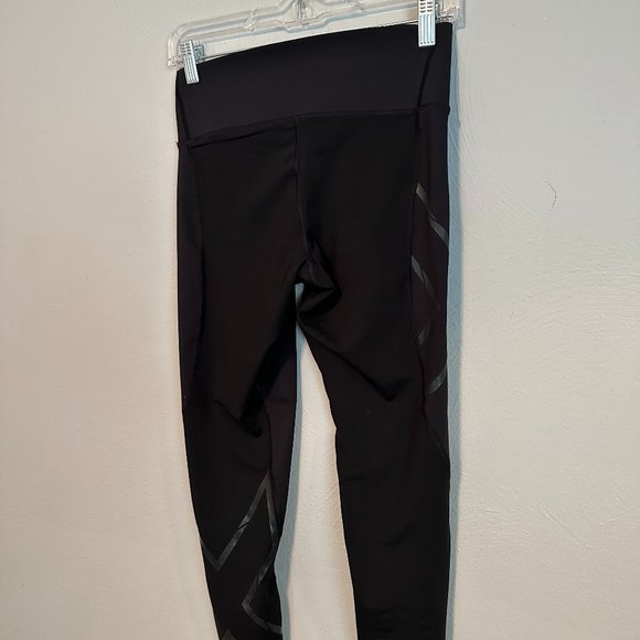 2XU Women's MCS Mid-Rise Compression Tights in Black Size Medium - Picture 9 of 16